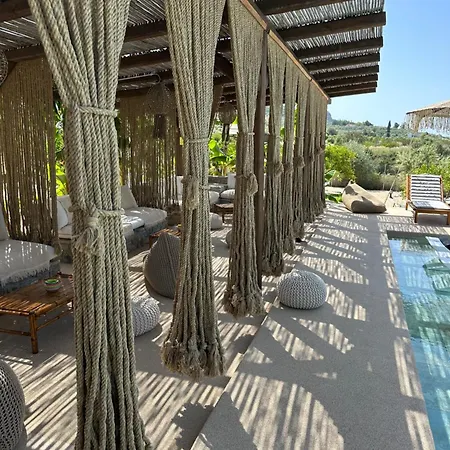 Nafplio Lodge