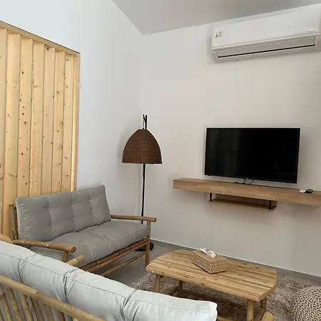 Nafplio Lodge