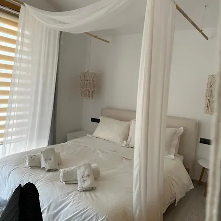 Villa Nafplio Lodge *