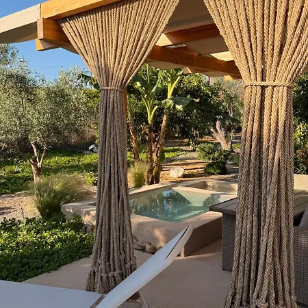 Nafplio Lodge
