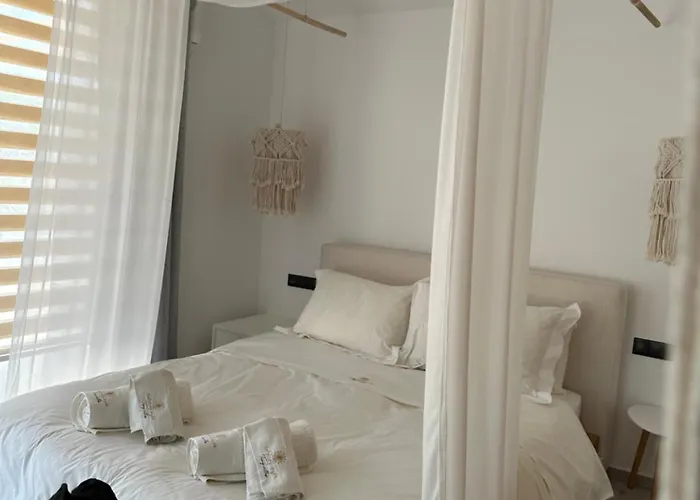 Villa Nafplio Lodge *